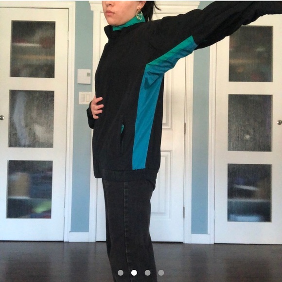 Black 90s Windbreaker - Picture 2 of 3